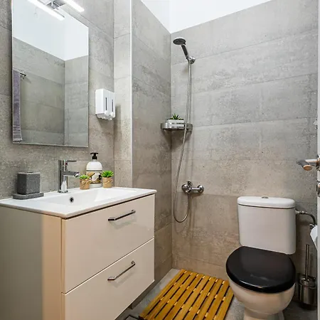 Periklis Luxury Apartment
