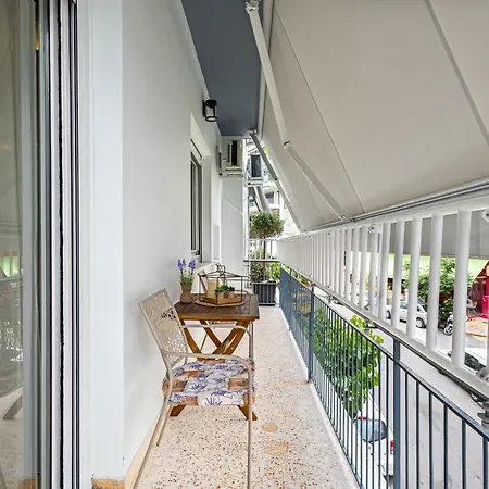 Periklis Luxury Apartment Athens