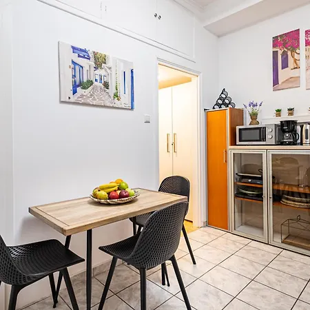 Periklis Luxury Apartment Athens